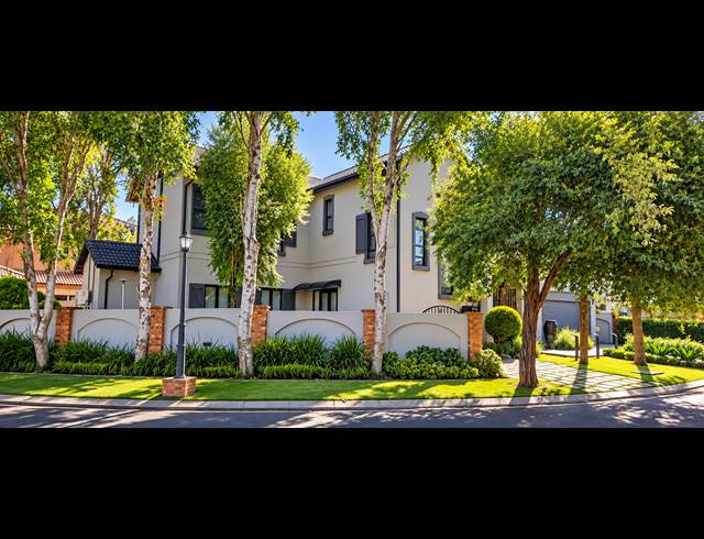 4 BEDROOM FREEHOLD FOR SALE IN SUNWARD PARK